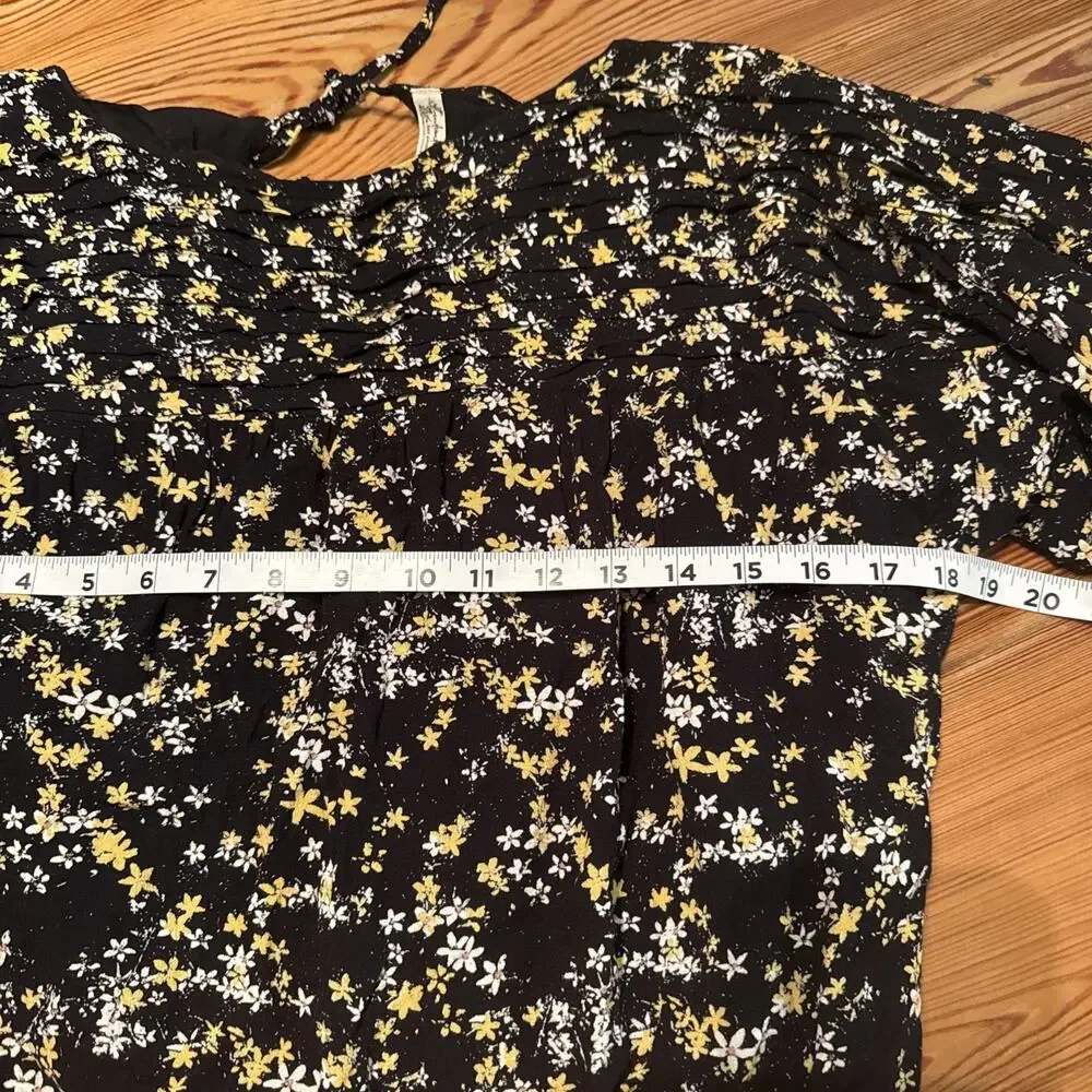 Free People Dessa Bodysuit Sz Small Black Ditsy Floral Puff Sleeve Mesh Tie Back